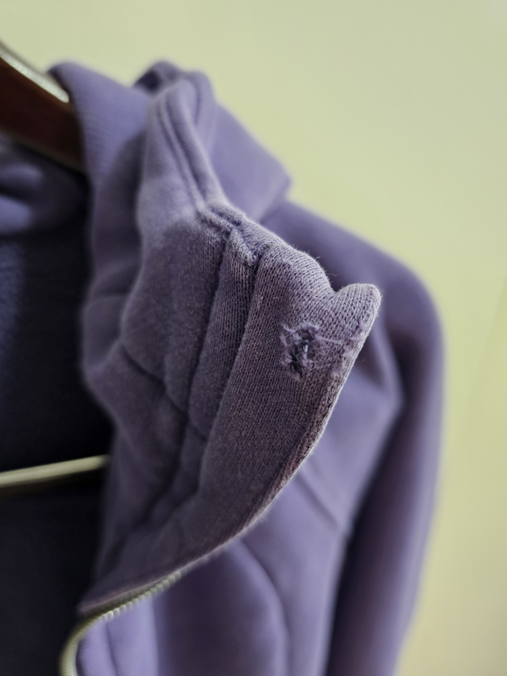 Lululemon Scuba Full-Zip Hoodie Midnight Orchid – Size 6 - Picture 7 of 10